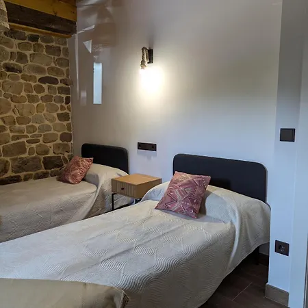 Casa Yayos- Casa Rural-valles Pasiegos Ferienhaus