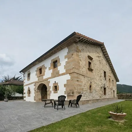 Casa Yayos- Casa Rural-valles Pasiegos Vega de Villafufre